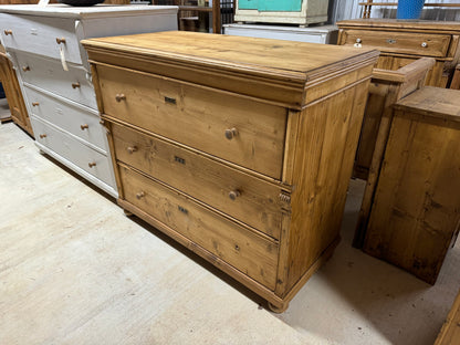 Antique Pine Chest of Drawers