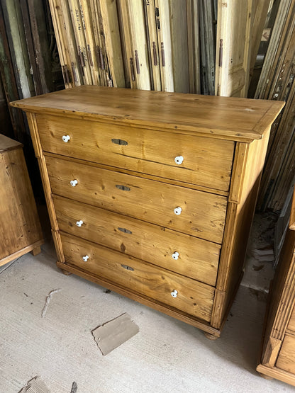 Antique Pine Chest of Drawers