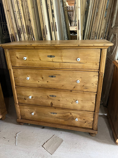 Antique Pine Chest of Drawers