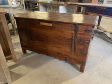 Load image into Gallery viewer, Teak Wood Trunk