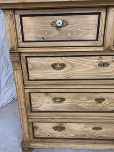 Antique Pine Chest of Drawers
