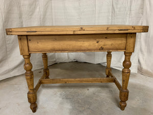 Pine Flip-top Table