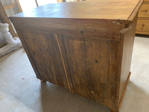 Pine Chest of Drawers