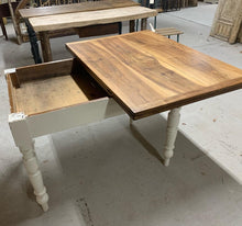 Load image into Gallery viewer, Pine Flip-top Table