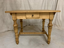 Load image into Gallery viewer, Antique Pine Desk/Table