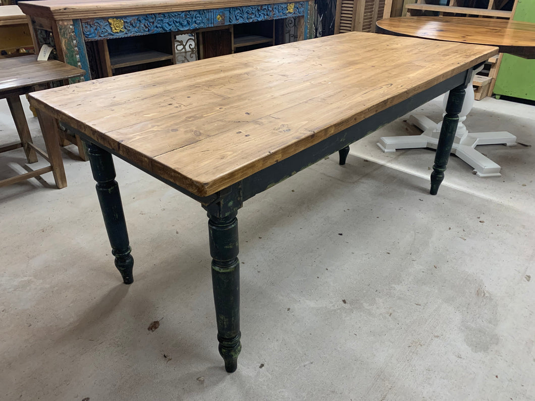 Pine Farm Table