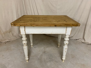 Flip-top Table with White Base