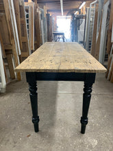 Load image into Gallery viewer, Pine Farm Table