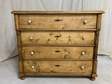 Load image into Gallery viewer, Pine Chest of Drawers