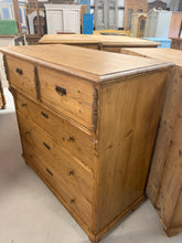 Load image into Gallery viewer, Pine Chest of Drawers