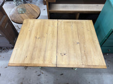 Load image into Gallery viewer, Flip top table with drawer