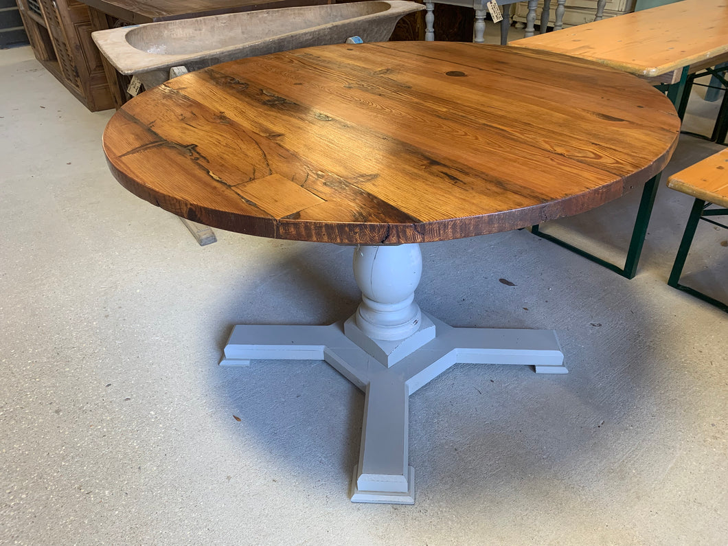 4’ round table