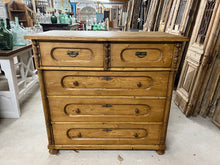 Load image into Gallery viewer, Pine Chest