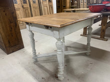 Load image into Gallery viewer, Antique Pine Table