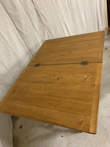 Pine Flip-top Table