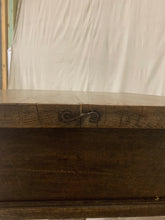 Load image into Gallery viewer, European Bakers Table- Oak